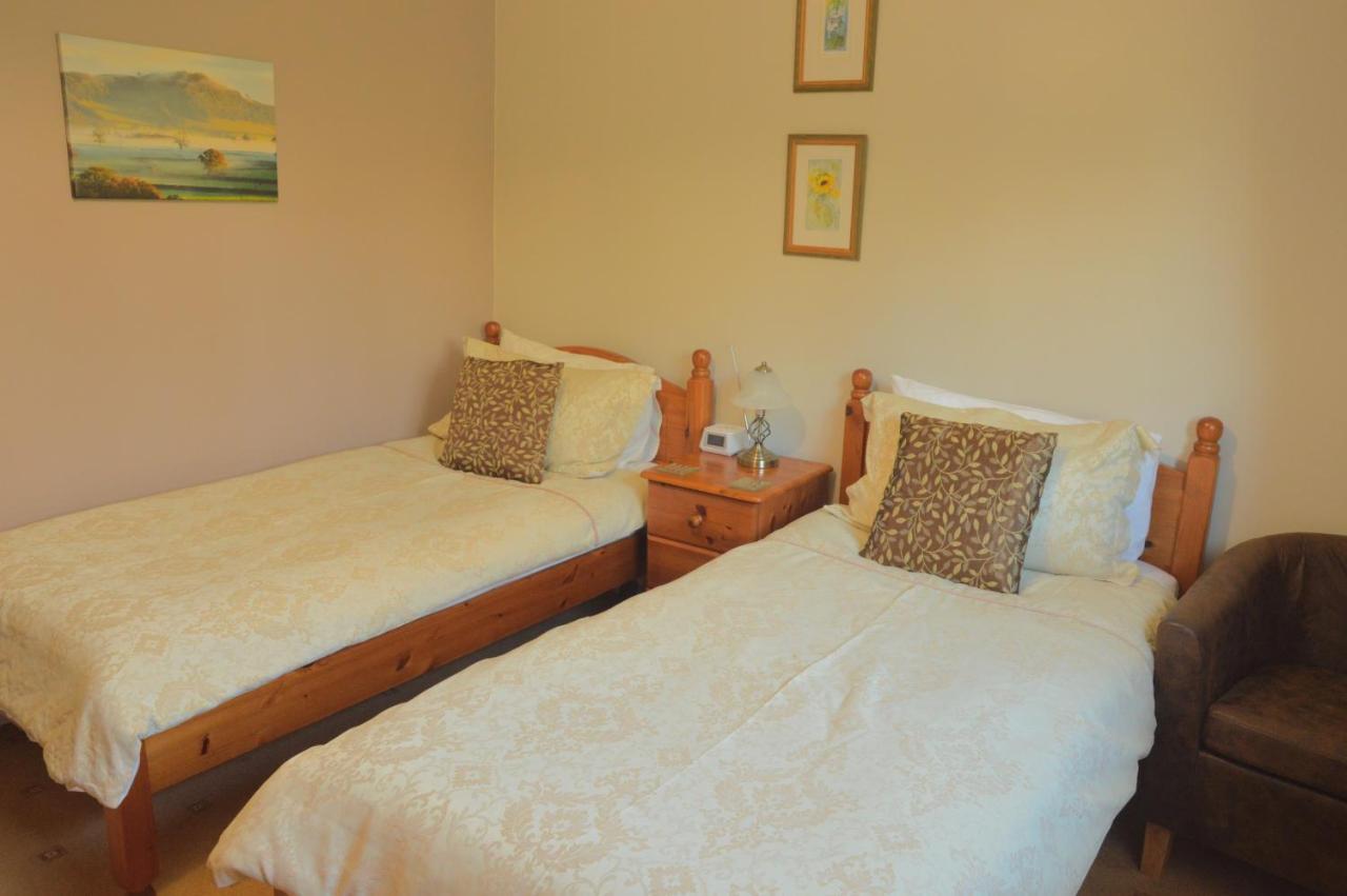 Bed and Breakfast Bryn Hebog Carmarthen Zewnętrze zdjęcie